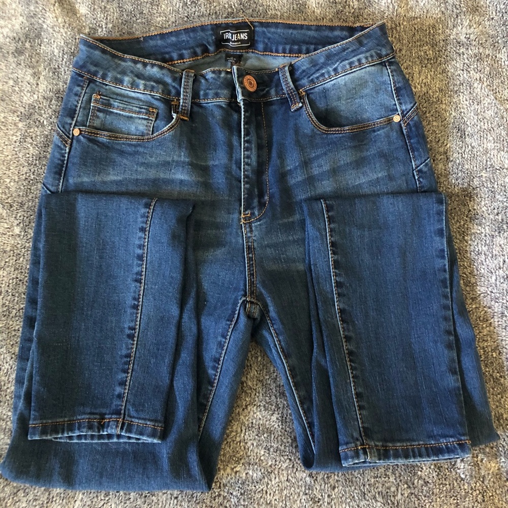 Skinny jeans